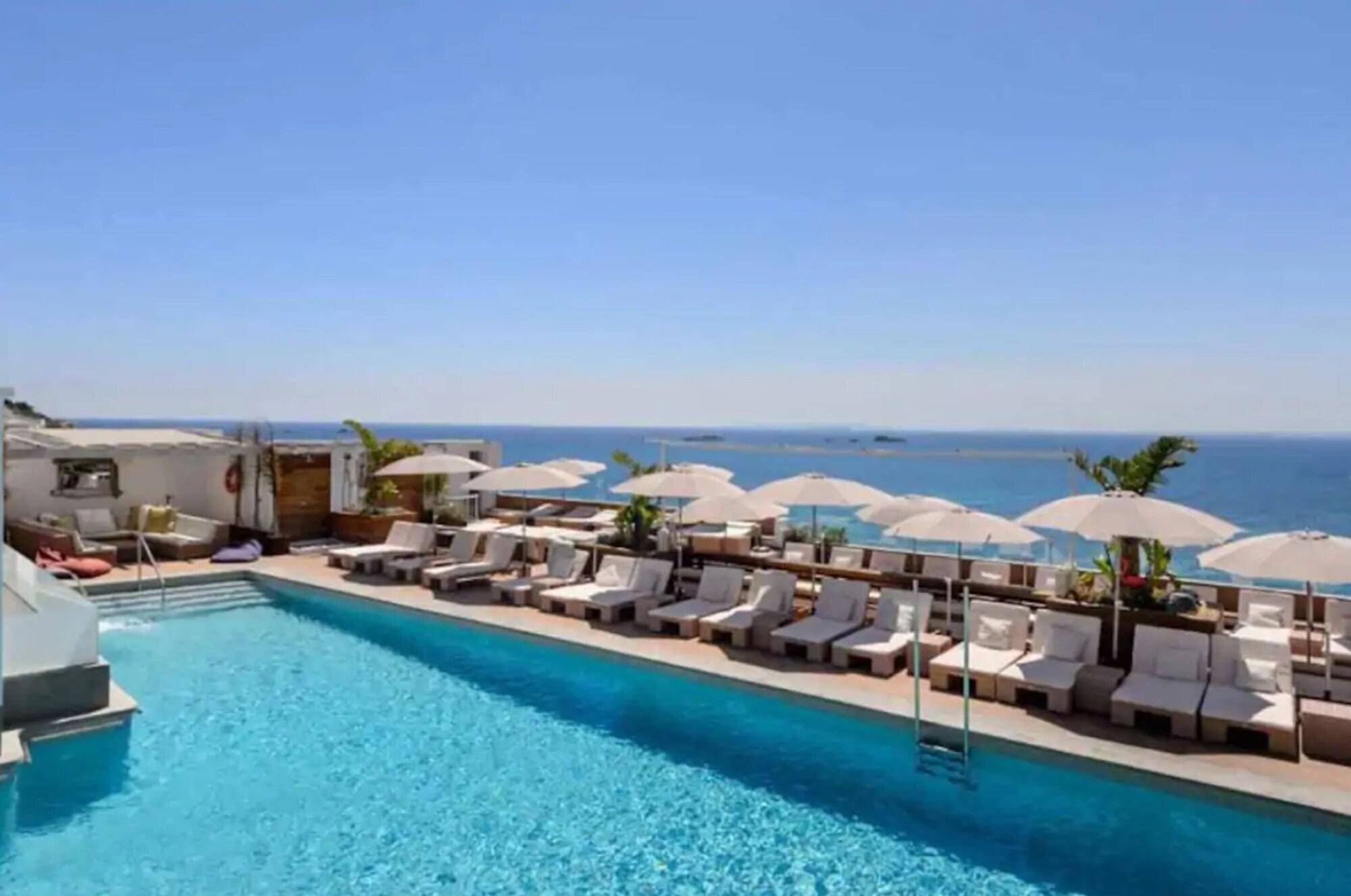 Hotel Cenit & Apts Sol y Viento 2