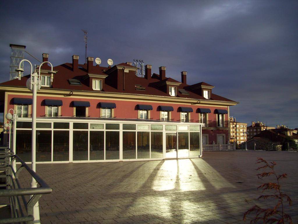 Villa de Gijón by 1907 2