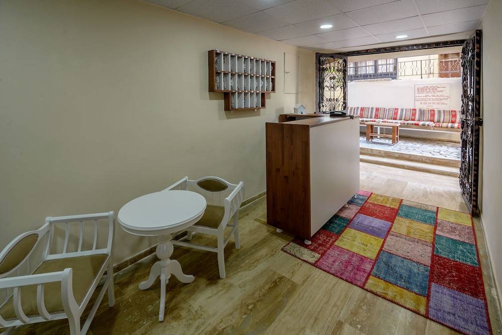 Ozmen Hotel Old Town Kaleiçi 2