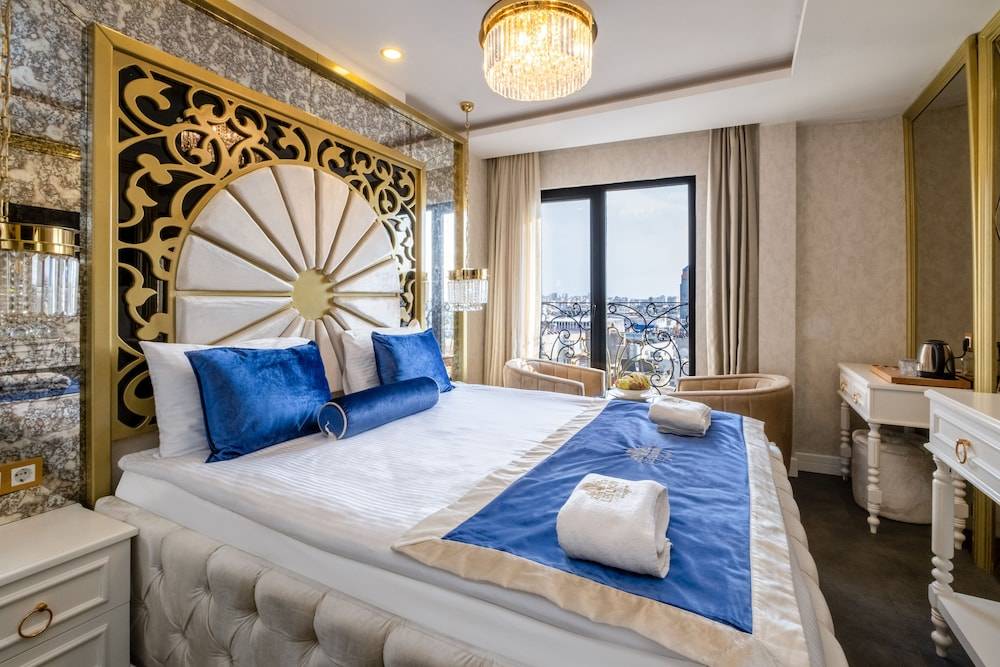 Leslion Luxury Hotel 1