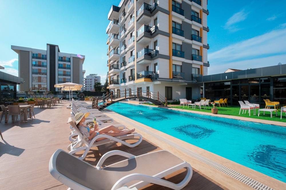 Elysium Deluxe Suites Antalya 1