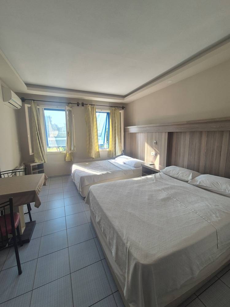 Cihanay Hotel 1