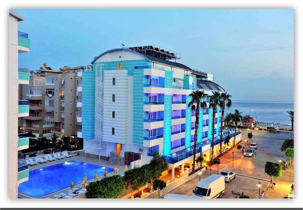 Mesut Hotel 1