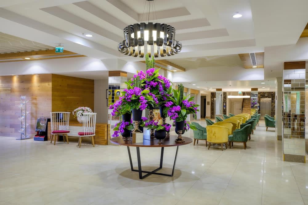 Grand Park Lara Hotel 2