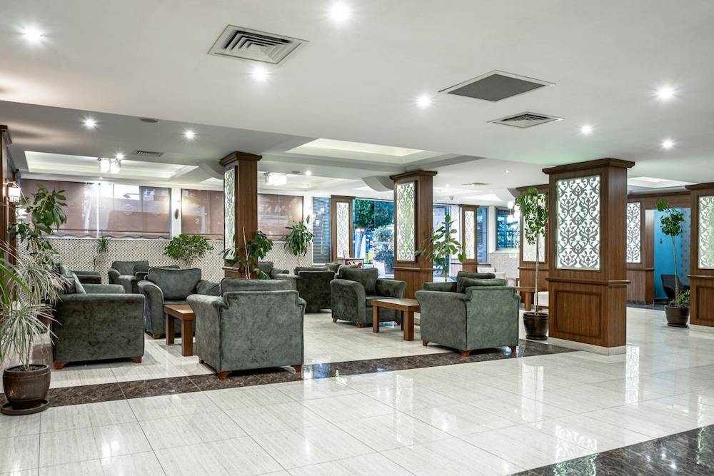 Mesut Hotel 2
