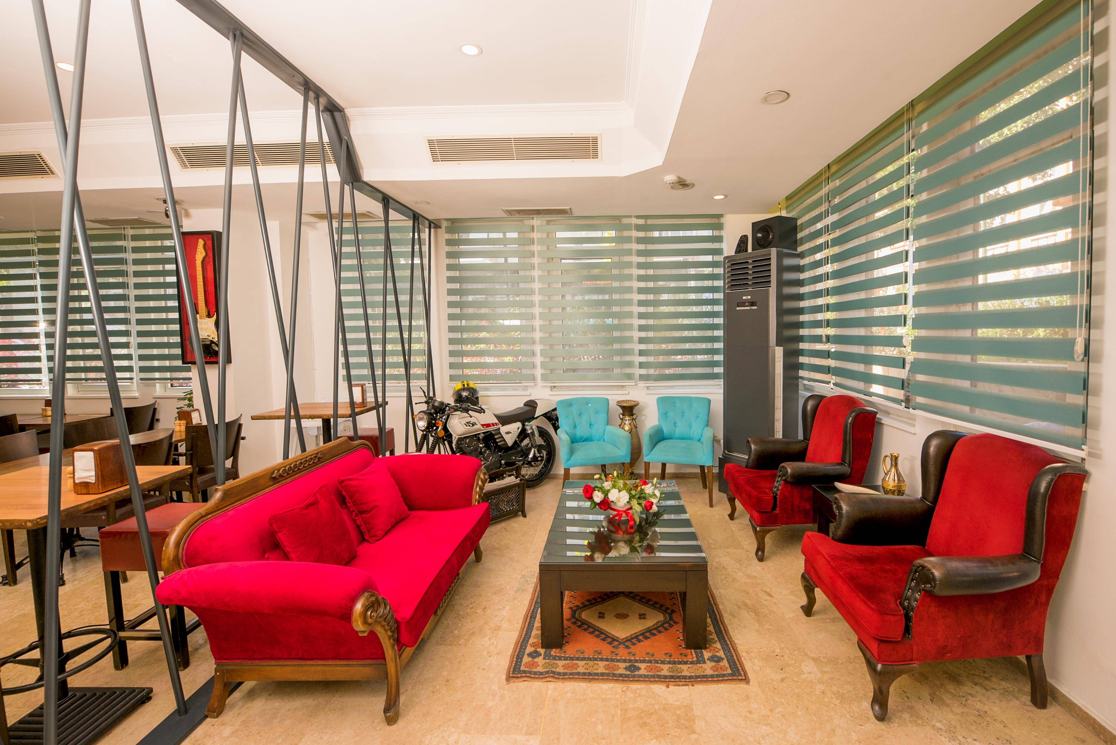 Mera Park Hotel 1