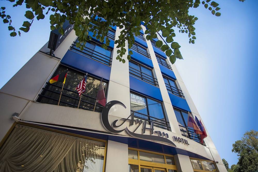 Ayhan Hotel 1