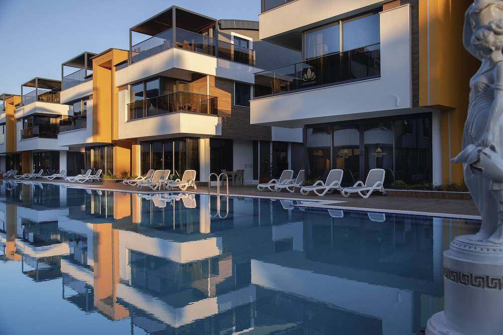 Elysium Green Suites 1