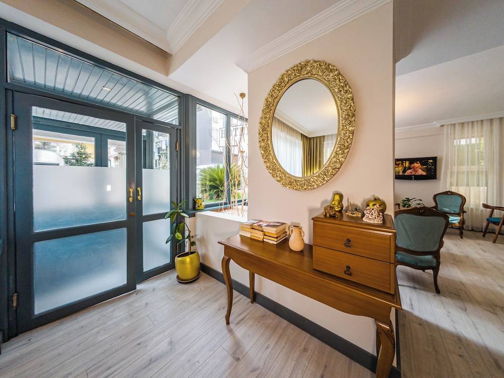 Triana Hotel 2