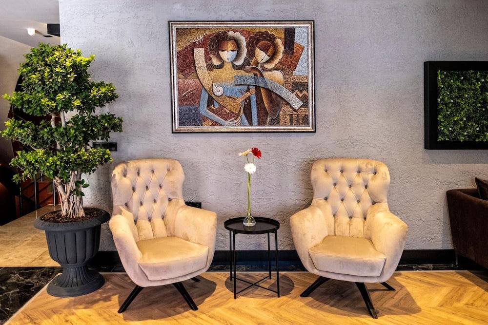 Mielo Lara Hotel 2