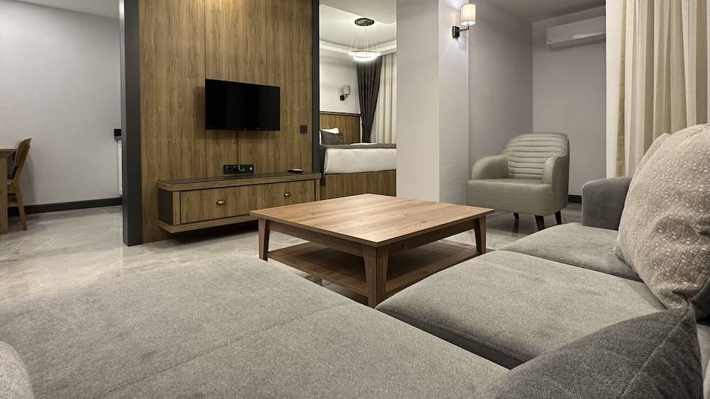 Quality Gold Suite Hotel 1