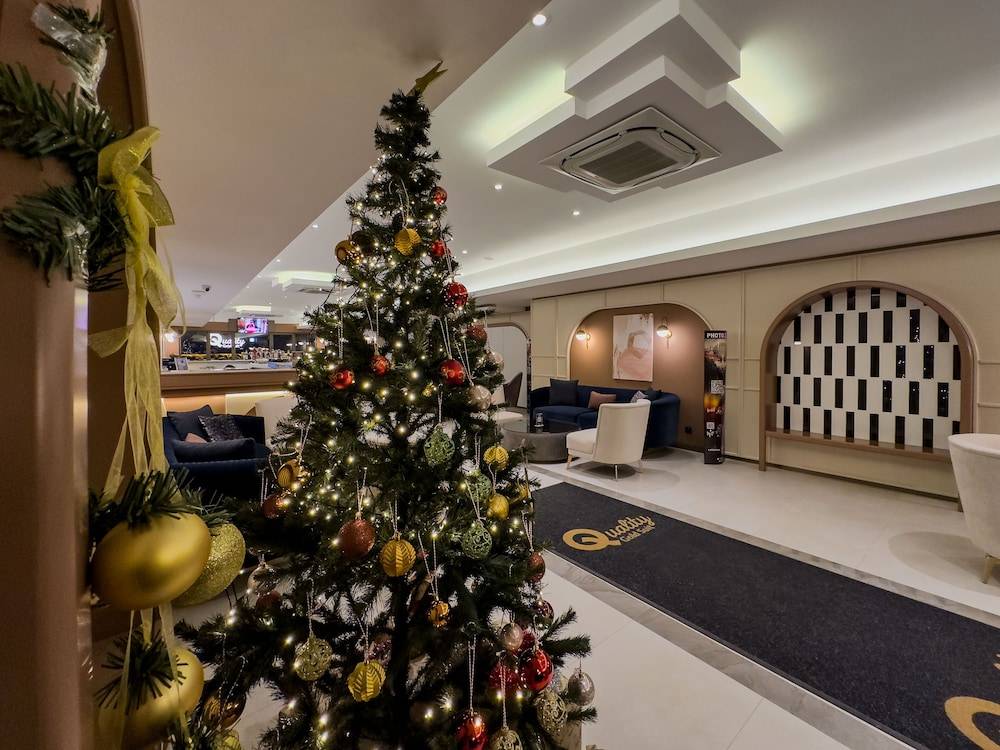 Quality Gold Suite Hotel 2