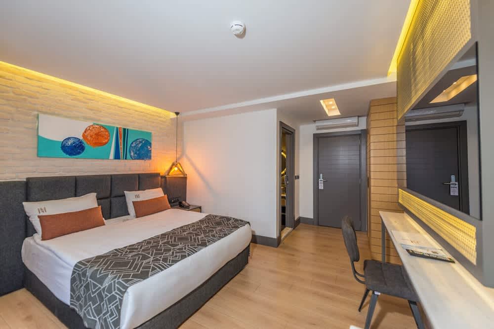Laren Sea Side Hotel Spa 1
