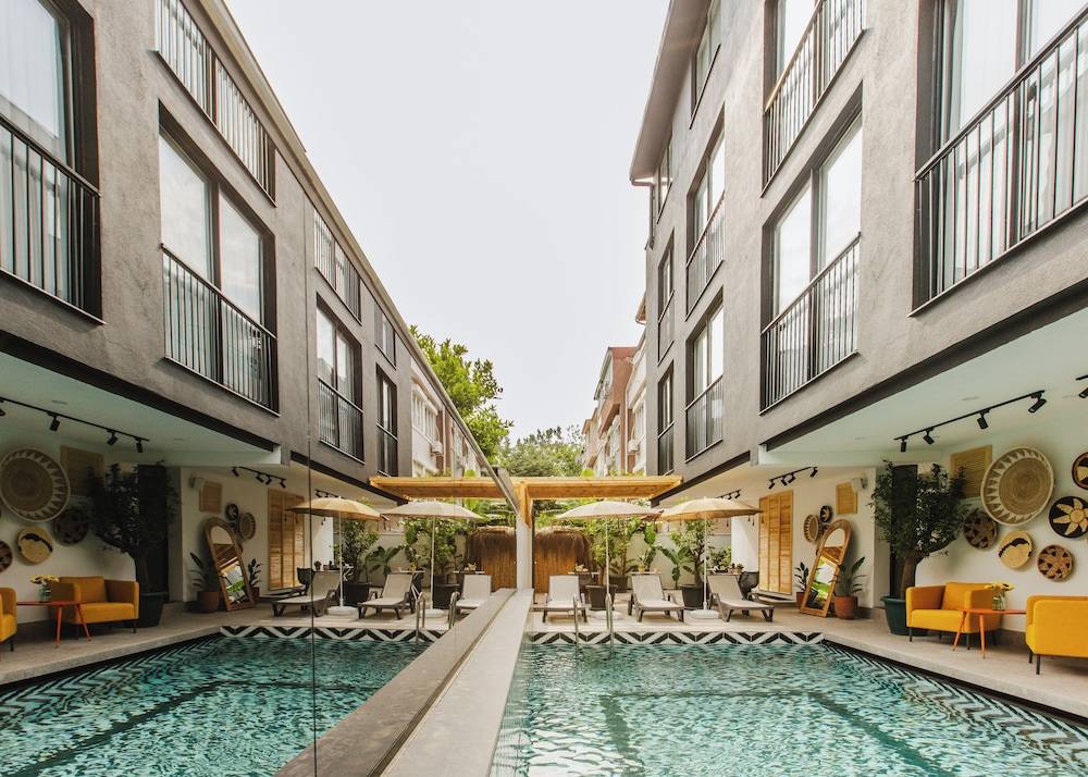 Ella Suites Hotel 1