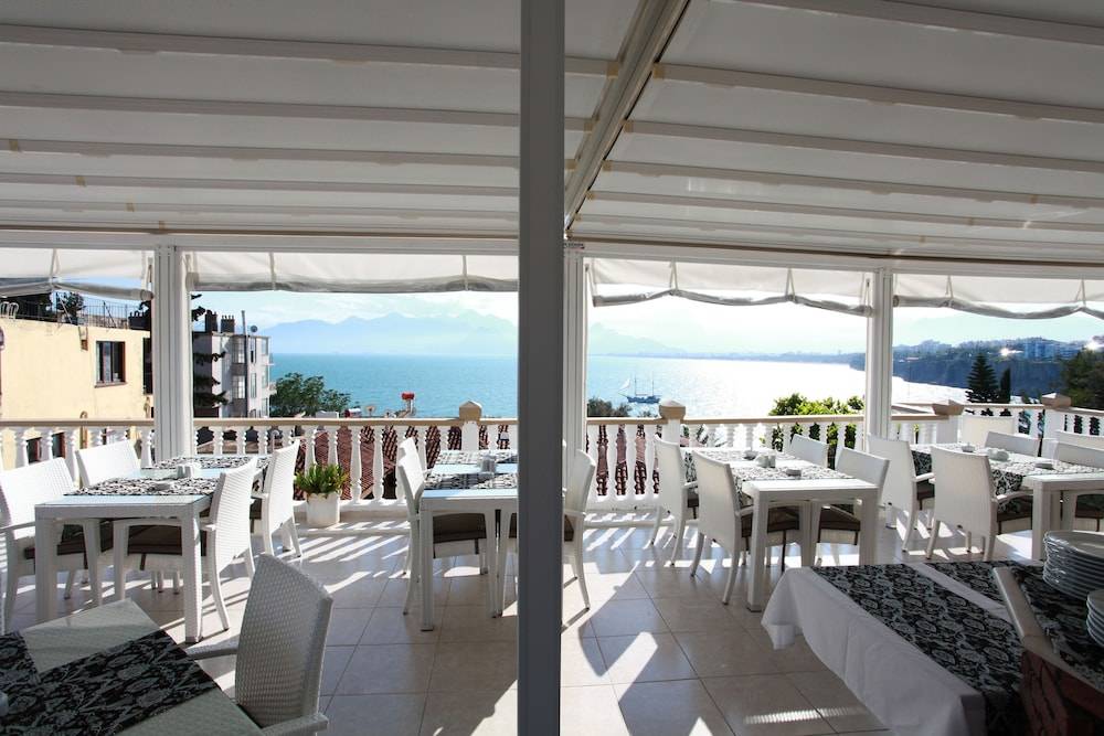 Bacchus Pension 1