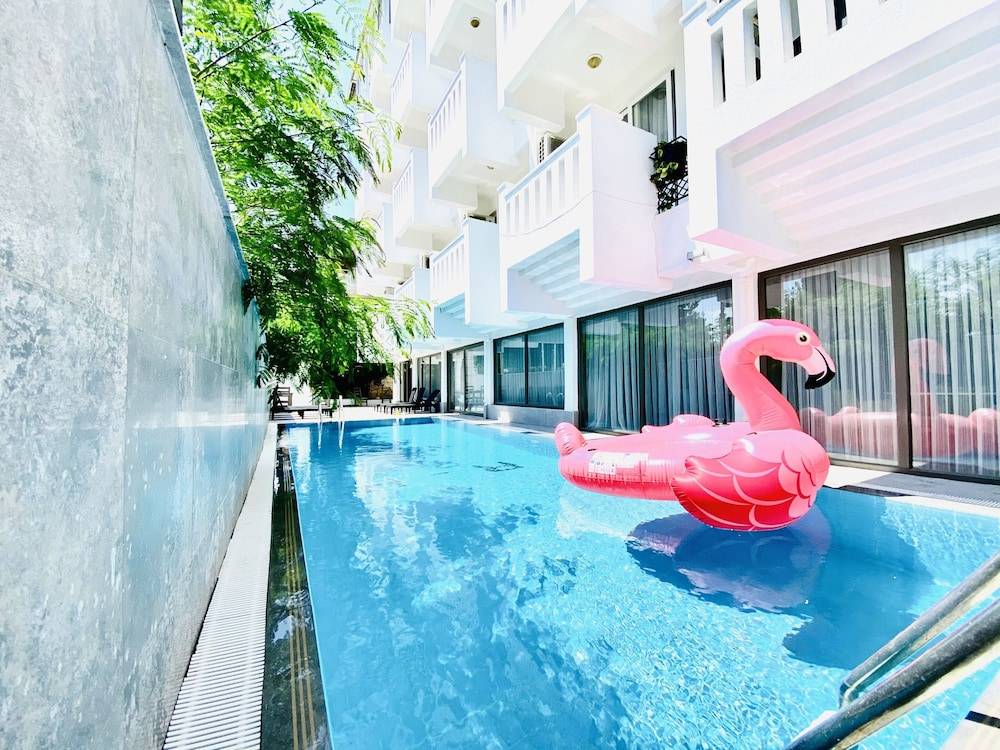 Royal City Hotel 1