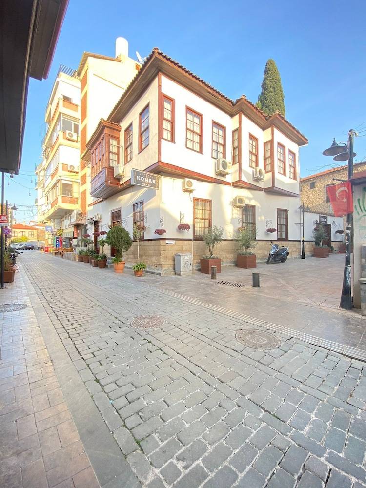 Konak Hotel Kaleiçi 1