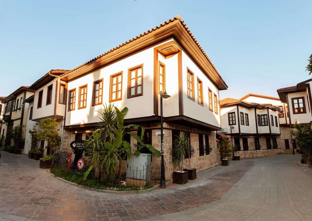 The Suite Apart Hotel 1