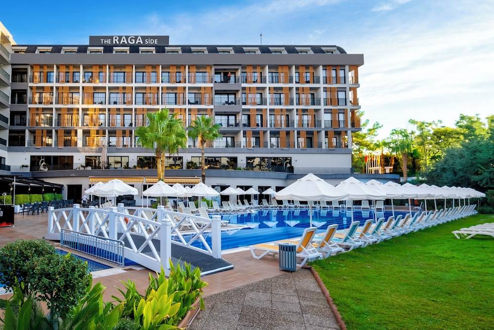 The Raga Side Ultra All Inclusive 1