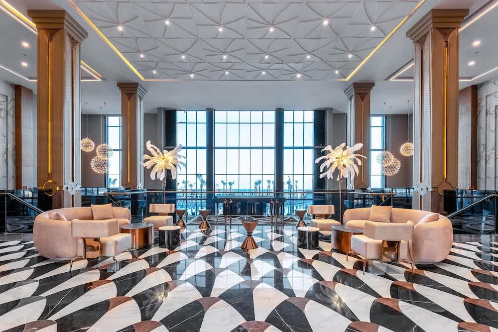 Lago Hotel 2