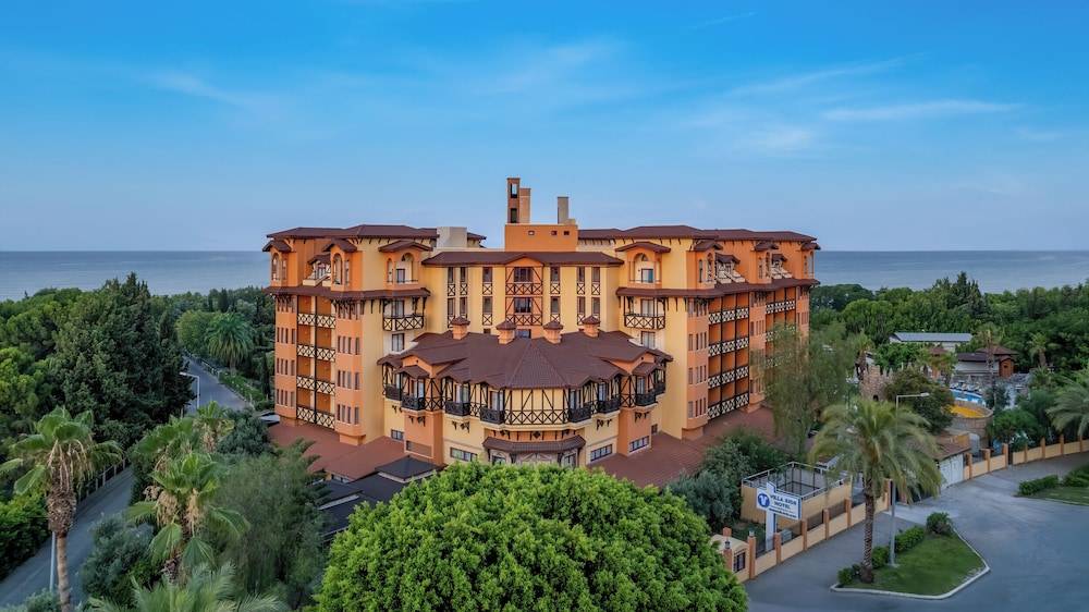 Villa Side Hotel 1