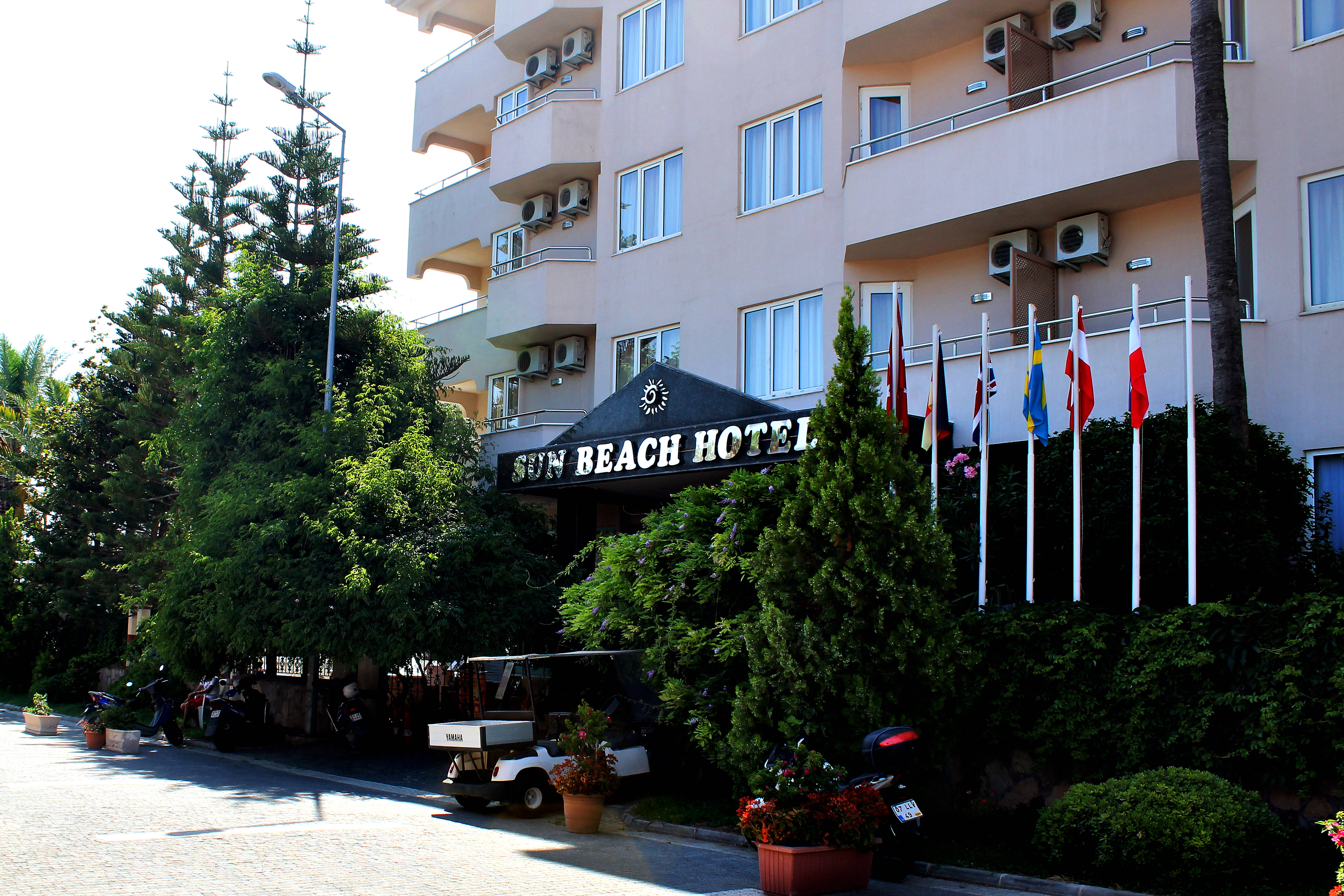 Side Bay Hotel 2