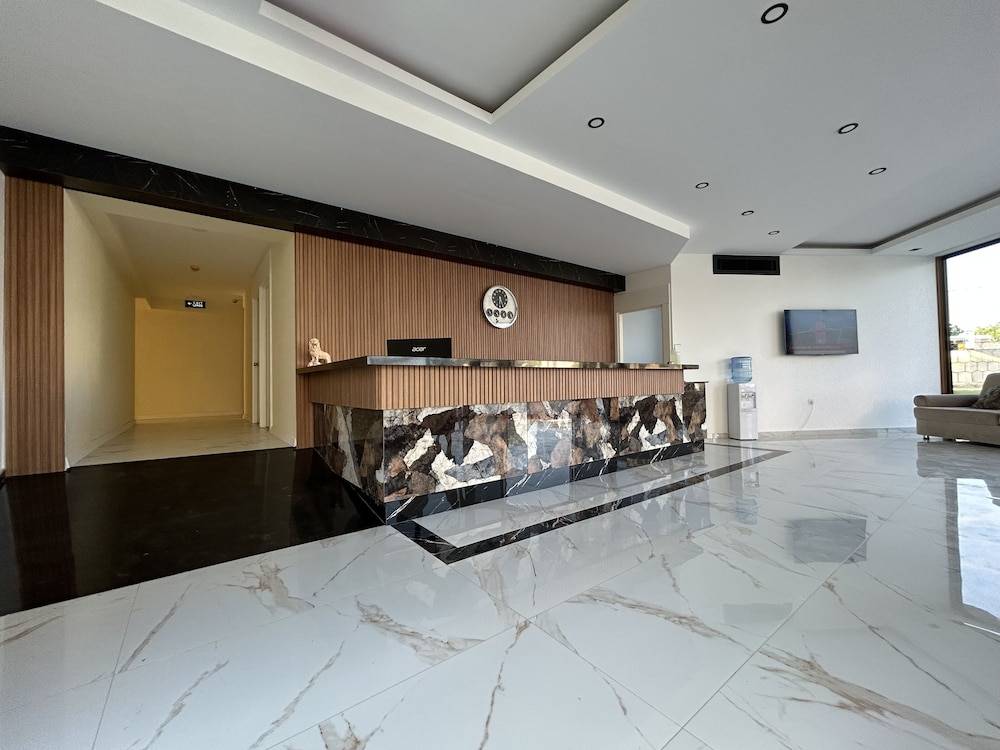 Bellissima Hotel 2