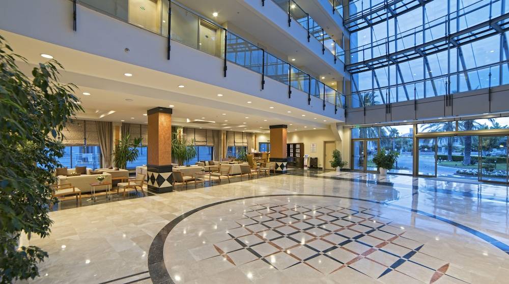 Novum Garden Side Hotel 2