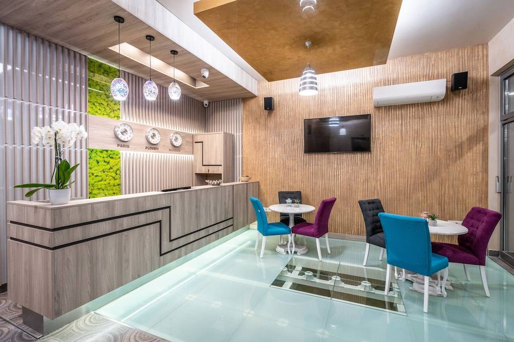Plaza Hotel Plovdiv - Free Parking 2