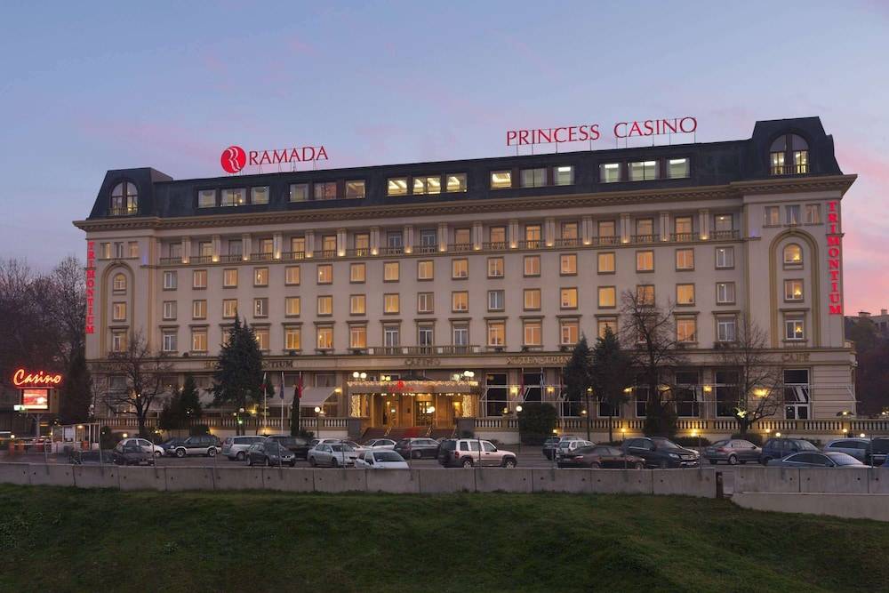 Ramada by Wyndham Plovdiv Trimontium 1