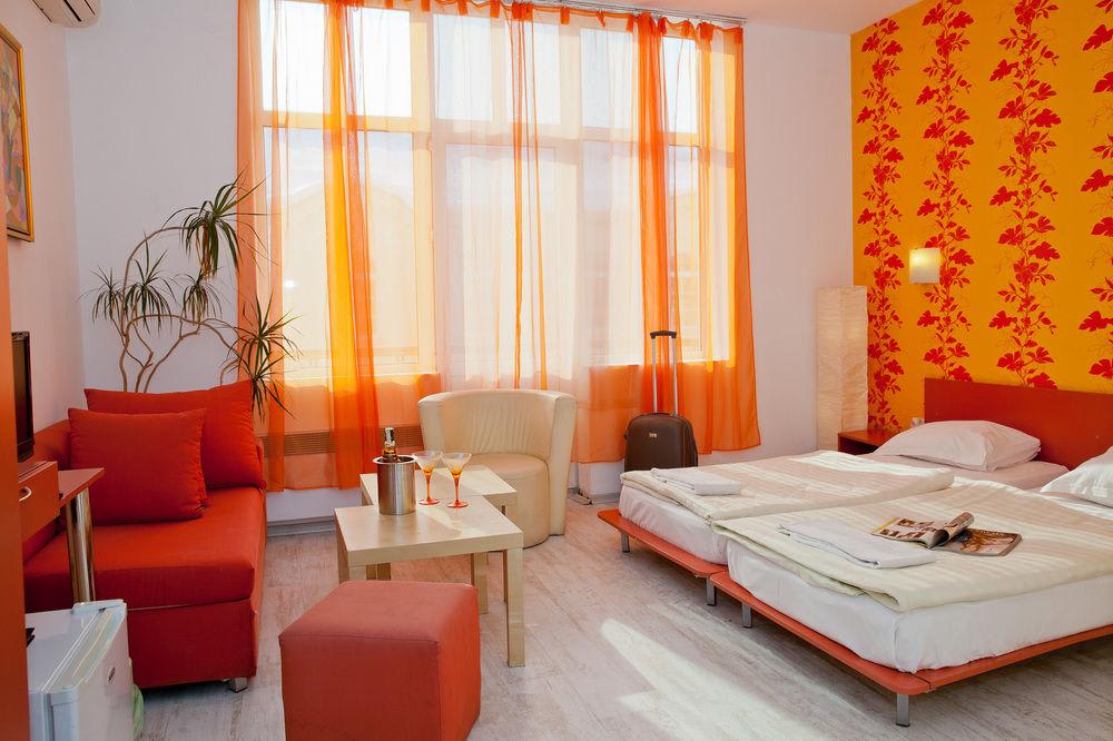 Scotty's Boutique Hotel 2