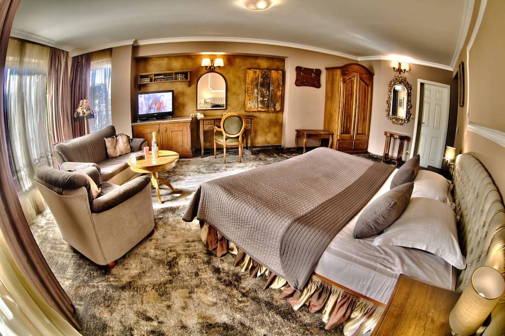 Meg-Lozenetz Hotel 1