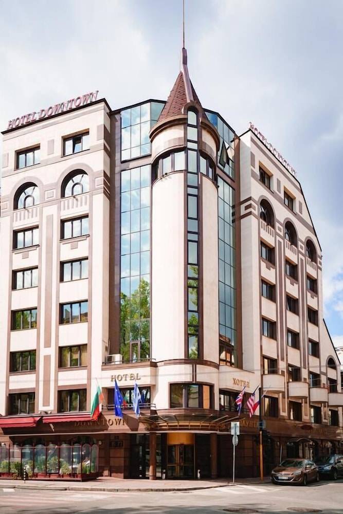 Hotel Downtown 1