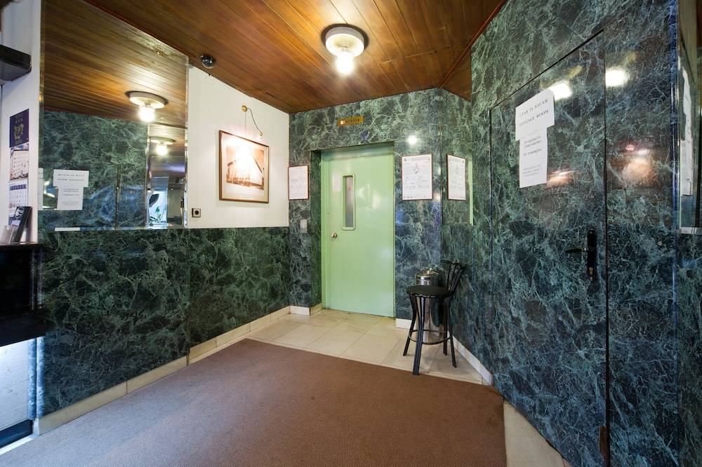 Slavyanska Beseda Hotel 2