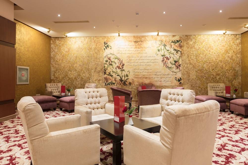 Ramada by Wyndham Sofia City Center 2