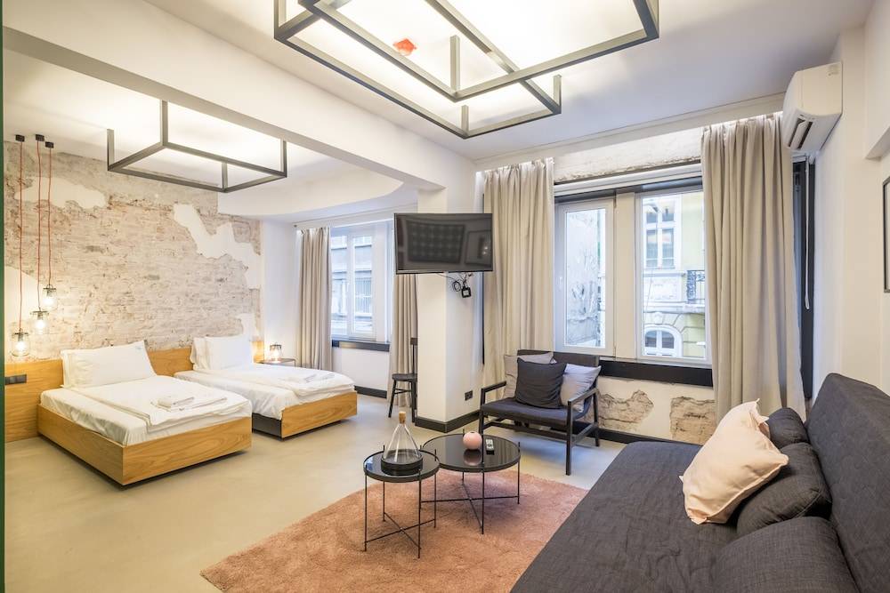 R34 Boutique Hotel 1