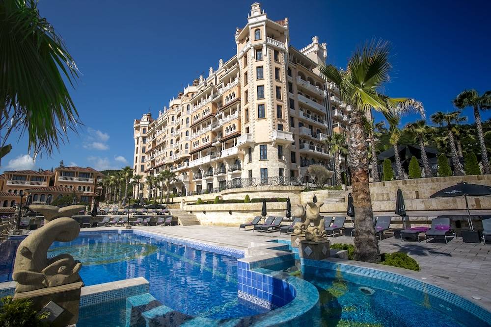 Royal Castle Design & SPA Hotel 1
