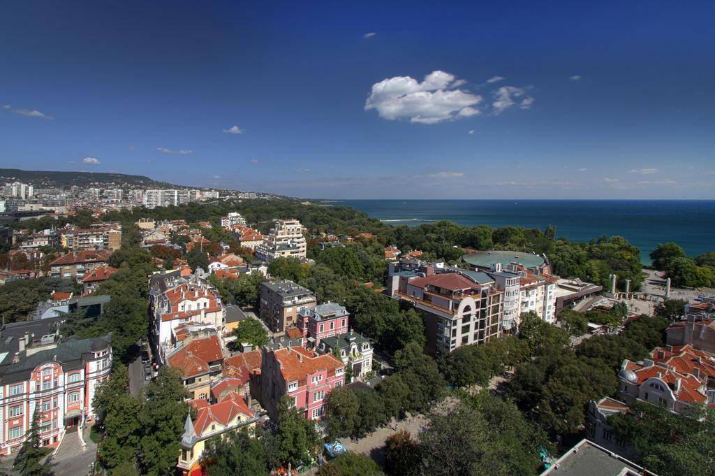 Hotel Cherno More 1
