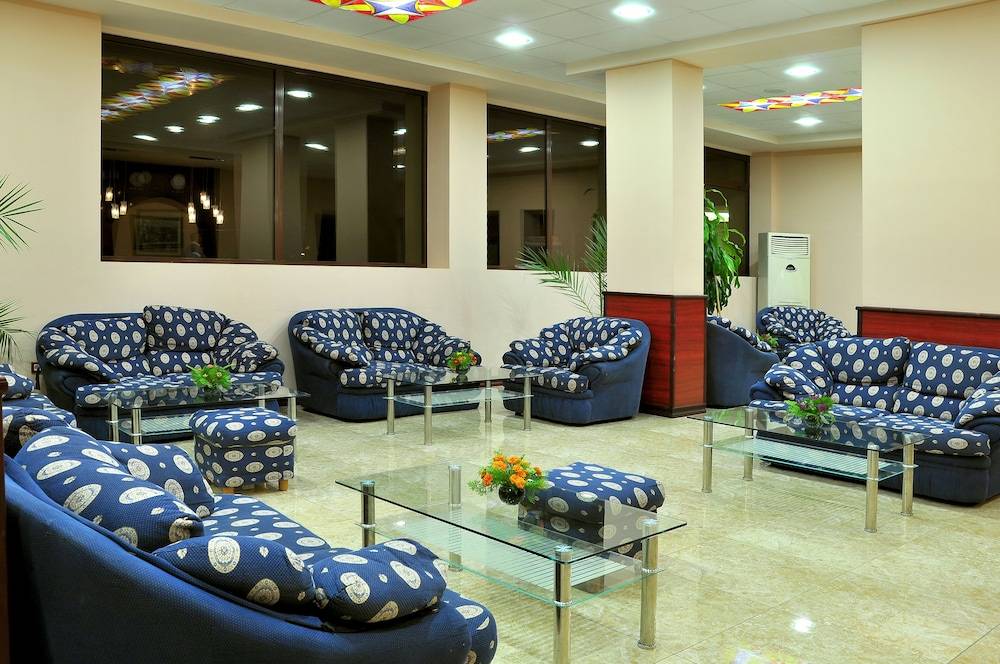 Kris Apartments at Paradise Green Park -FREE Parking 2