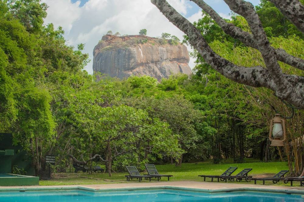 Sigiriya Village 1