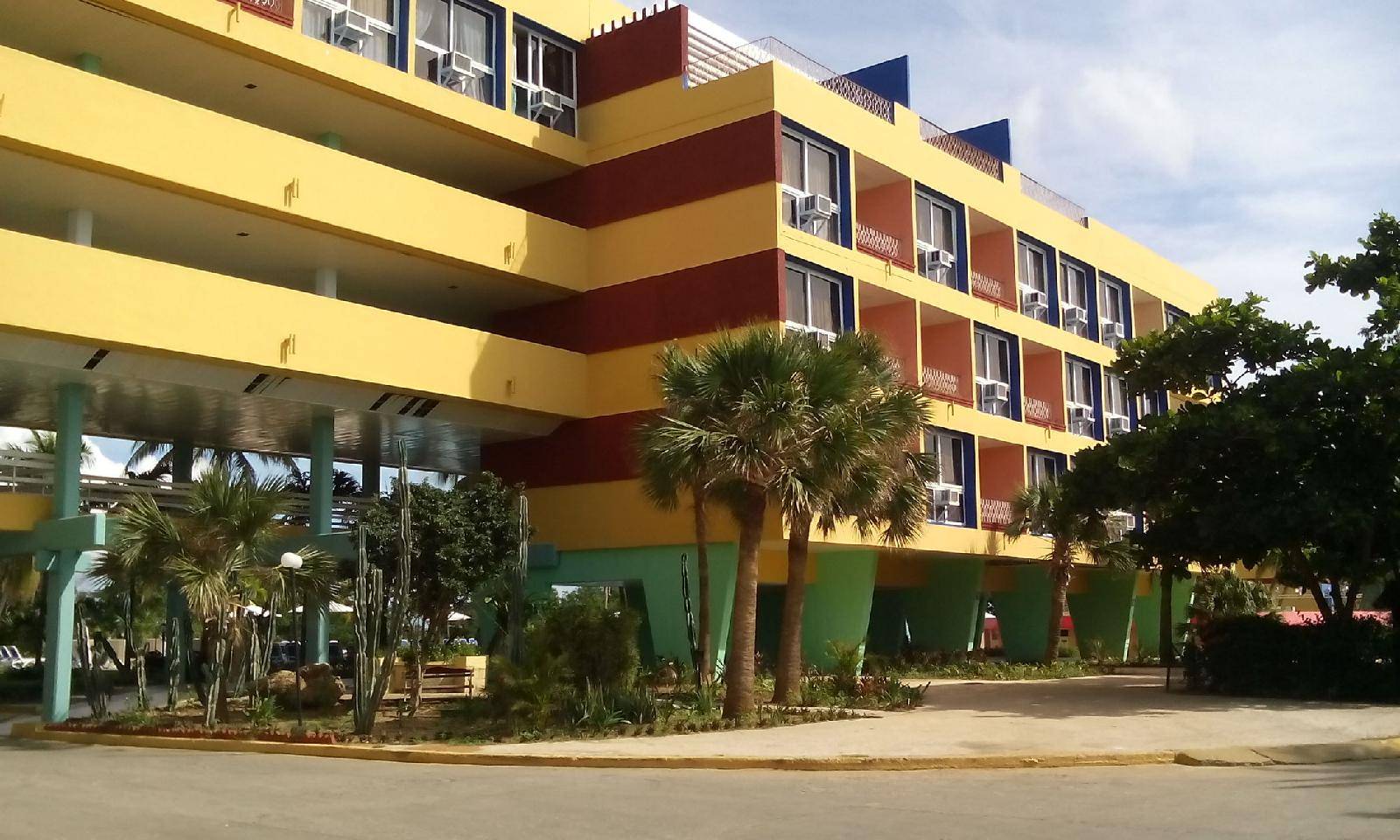 Club Amigo Ancon 1