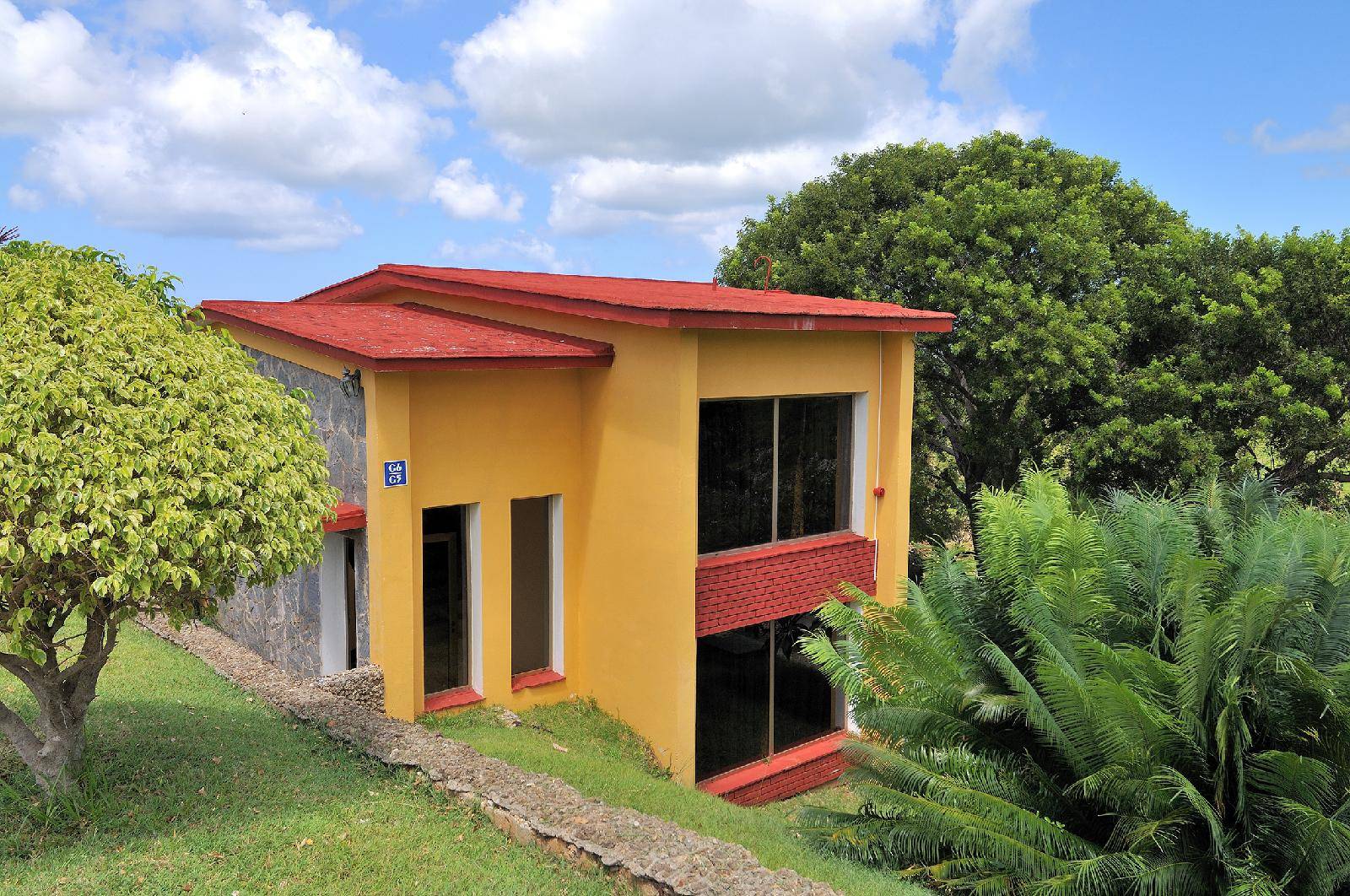 Las Cuevas 1