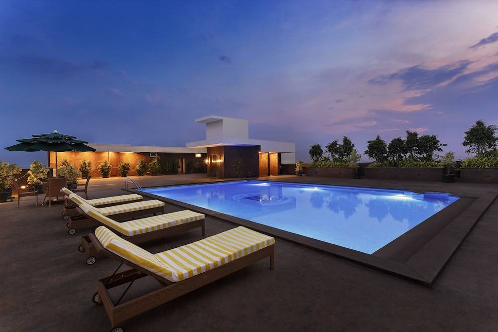 La Marvella, Bengaluru 1