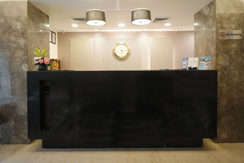 Muse Sarovar Portico Nehru Place 2