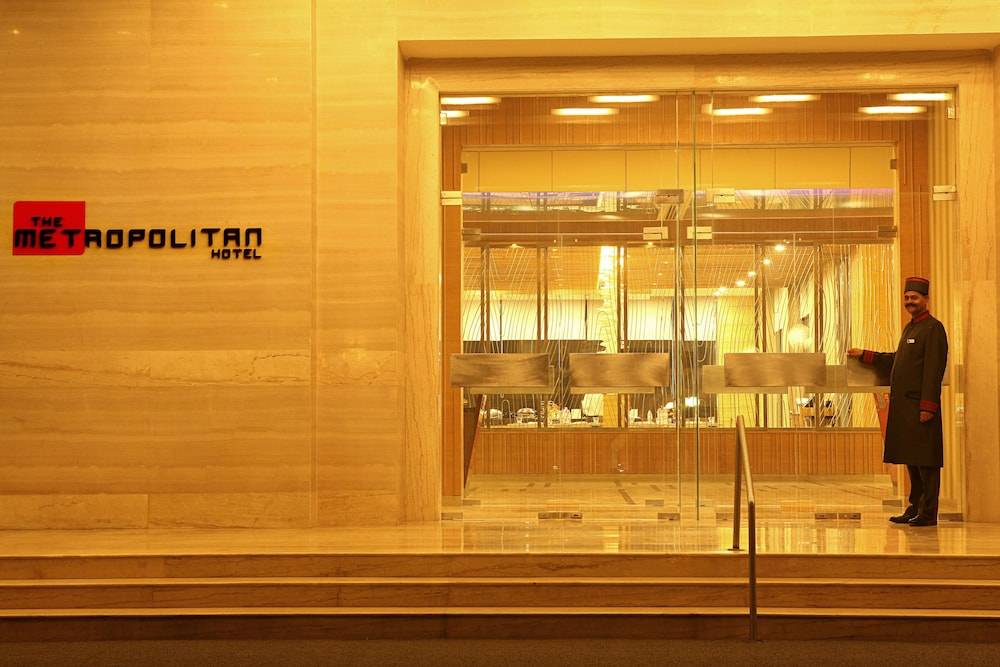 The Metropolitan Hotel & Spa New Delhi 1