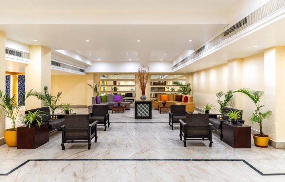 Golden Tulip Udaipur 2