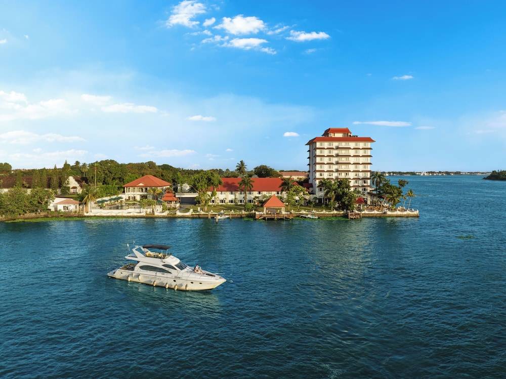 Taj Malabar Resort & Spa, Cochin. 1