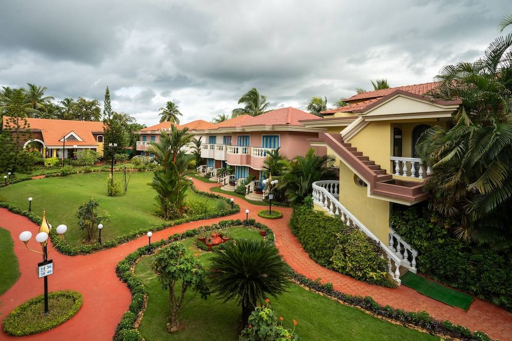 Coconut Grove Beach Resort 1