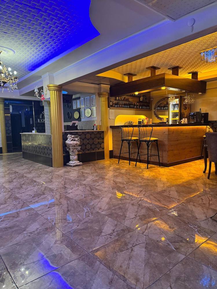 Exporoyal Hotel 2