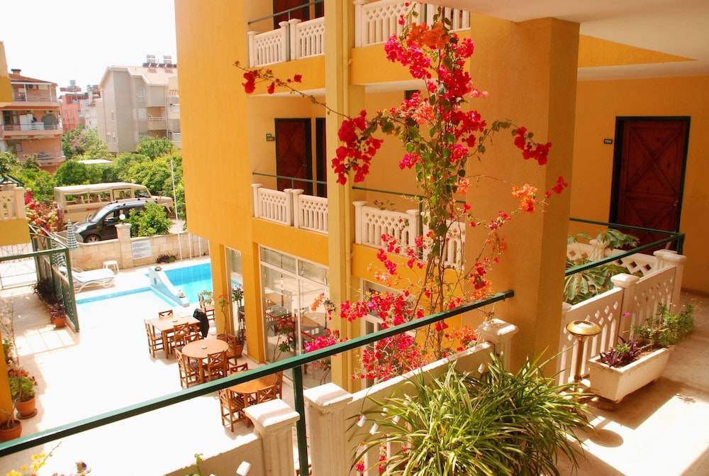 Benna Hotel 1